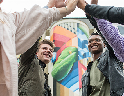 Join Us (18-25 jaar)